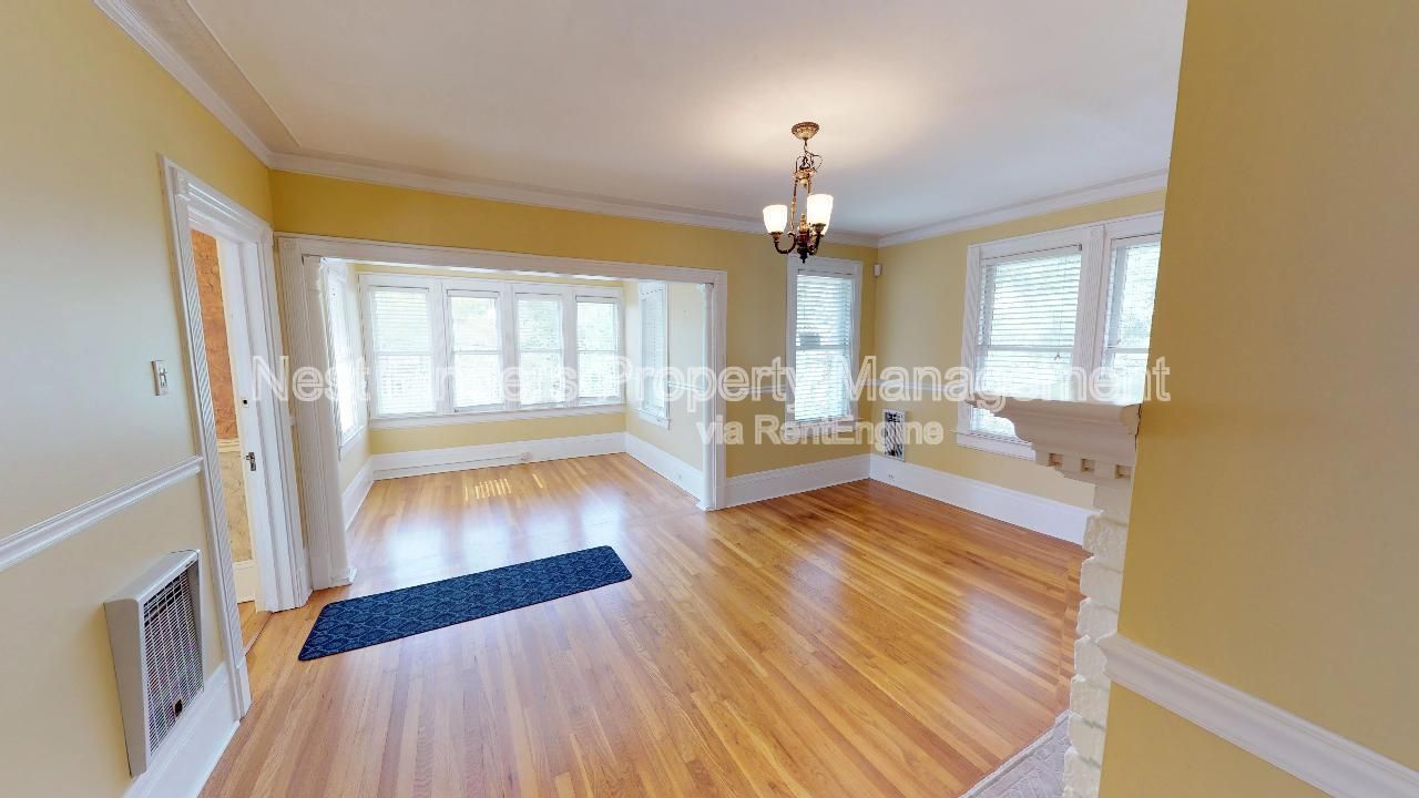 Charming Riverside Upstairs Unit Just Steps from Five Points! property image