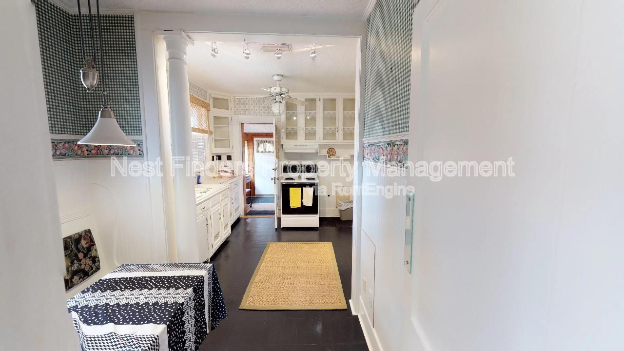 Charming Riverside Upstairs Unit Just Steps from Five Points! property image