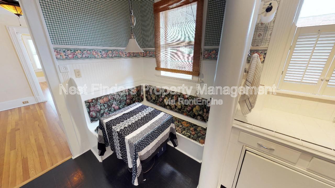 Charming Riverside Upstairs Unit Just Steps from Five Points! property image