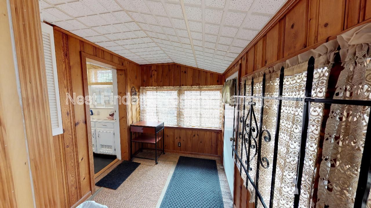 Charming Riverside Upstairs Unit Just Steps from Five Points! property image