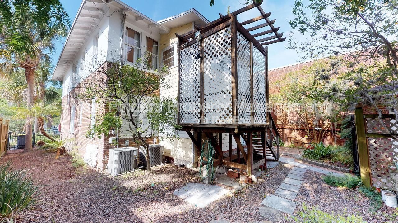 Charming Riverside Upstairs Unit Just Steps from Five Points! property image