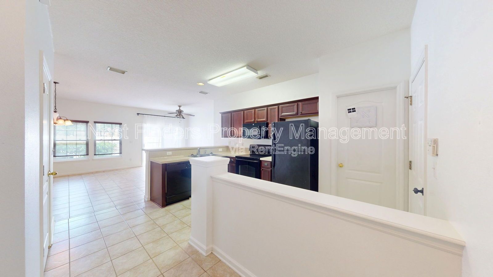 Charming 2 bedroom, 2.5 bathroom townhome for rent in Biscayne Bay. property image