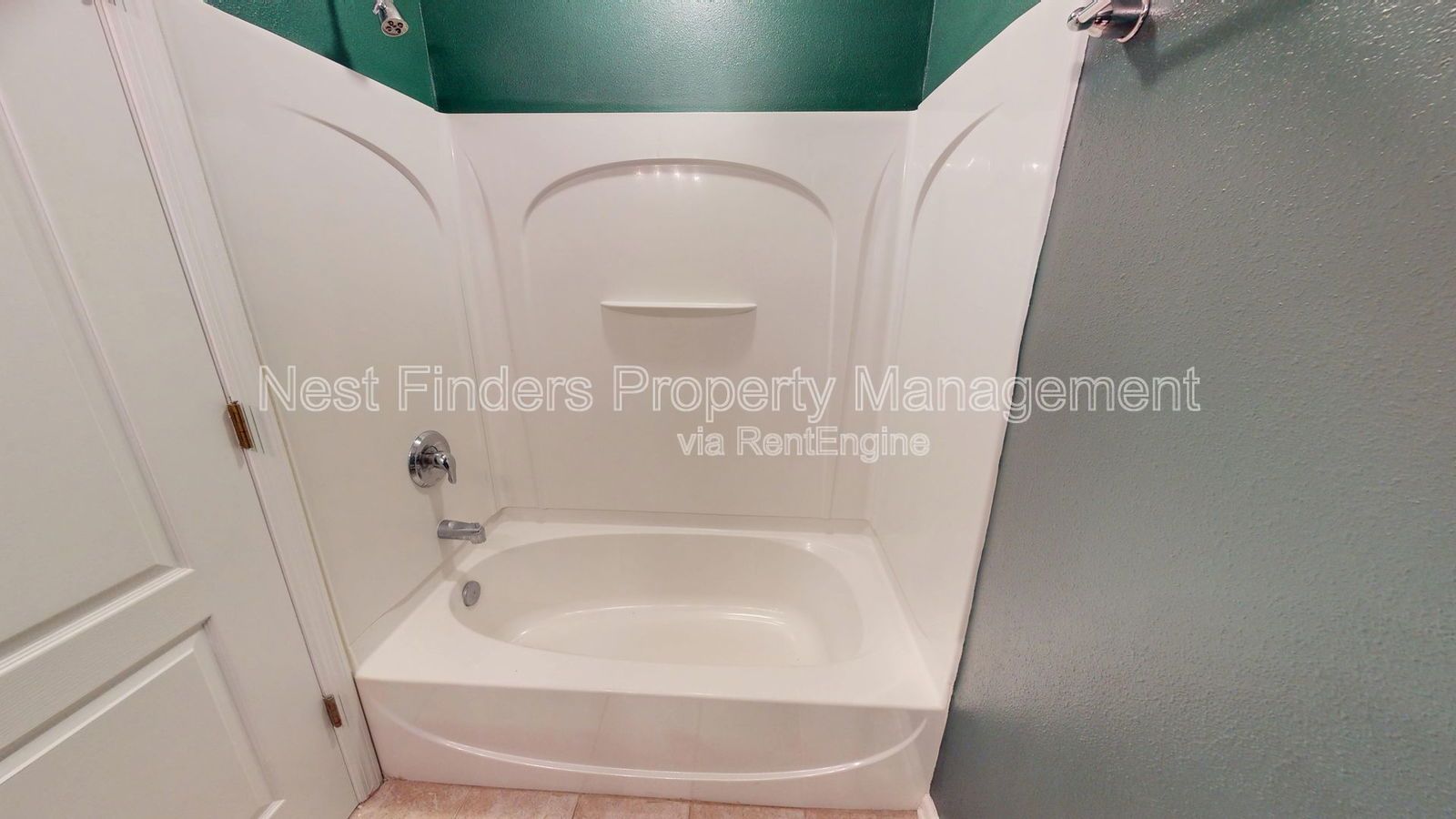 Charming 2 bedroom, 2.5 bathroom townhome for rent in Biscayne Bay. property image