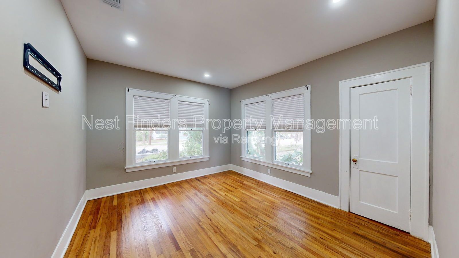 Discover this beautifully renovated 3-bedroom, 2-bathroom home located in the heart of Avondale property image