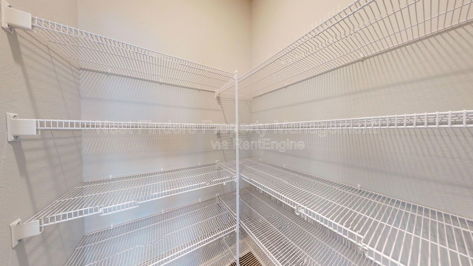 Stunning 3-Bedroom, 2.5-Bath Villa in The Villas at Kettering – eTown! property image