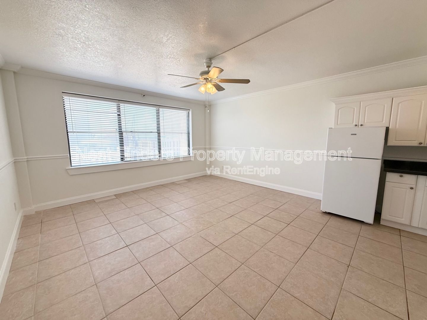 Discover urban living at its finest with this spacious studio apartment in the heart of downtown Jacksonville! property image