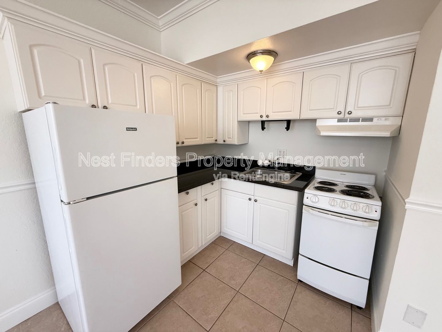 Discover urban living at its finest with this spacious studio apartment in the heart of downtown Jacksonville! property image