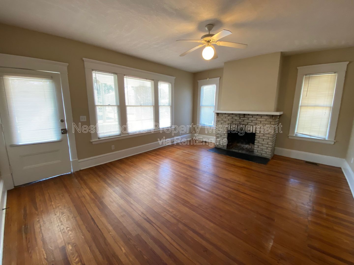 Nice 2 bedroom, 1 bathroom unit for rent in Riverside! property image