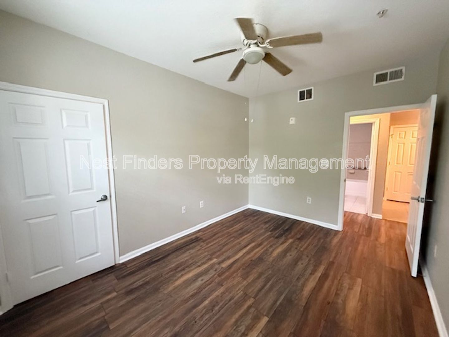 Well-maintained 2 bedroom, 2 bathroom condo offering nearly 1,000 sq. ft. of comfortable living space available now! property image