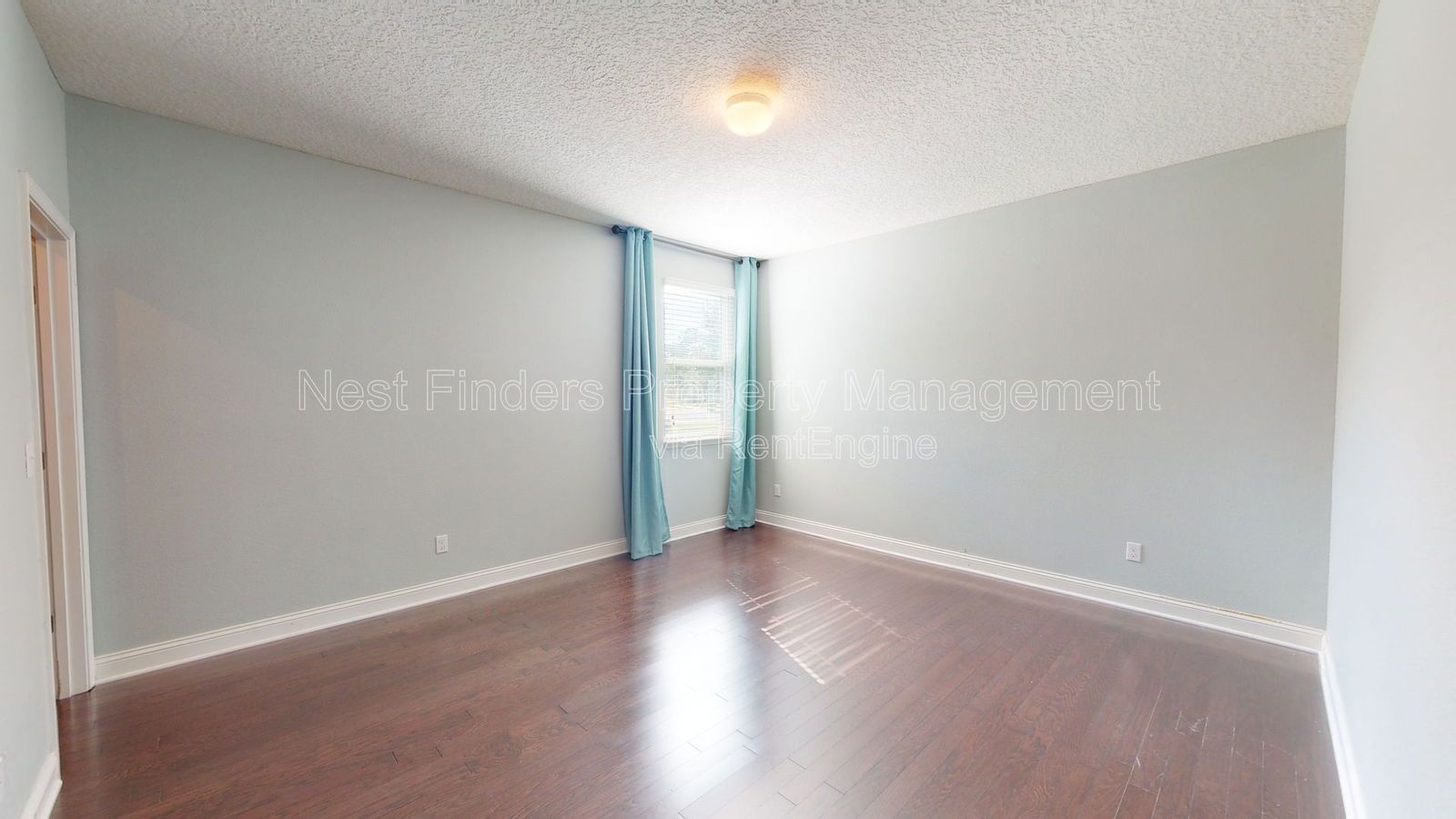 If you are looking for a spacious home -- look no further! property image