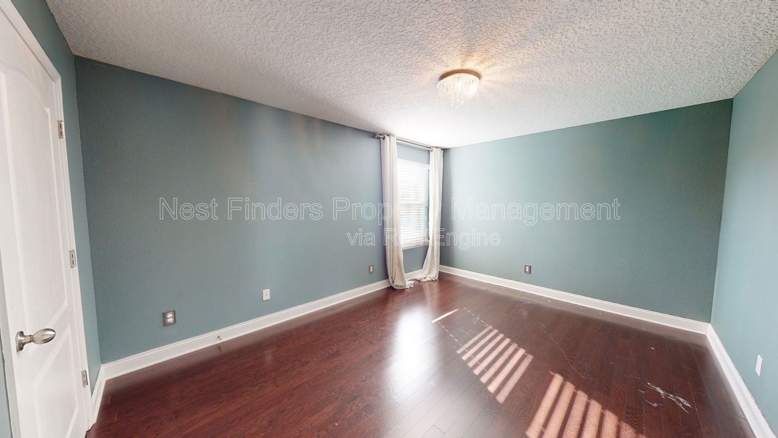 If you are looking for a spacious home -- look no further! property image