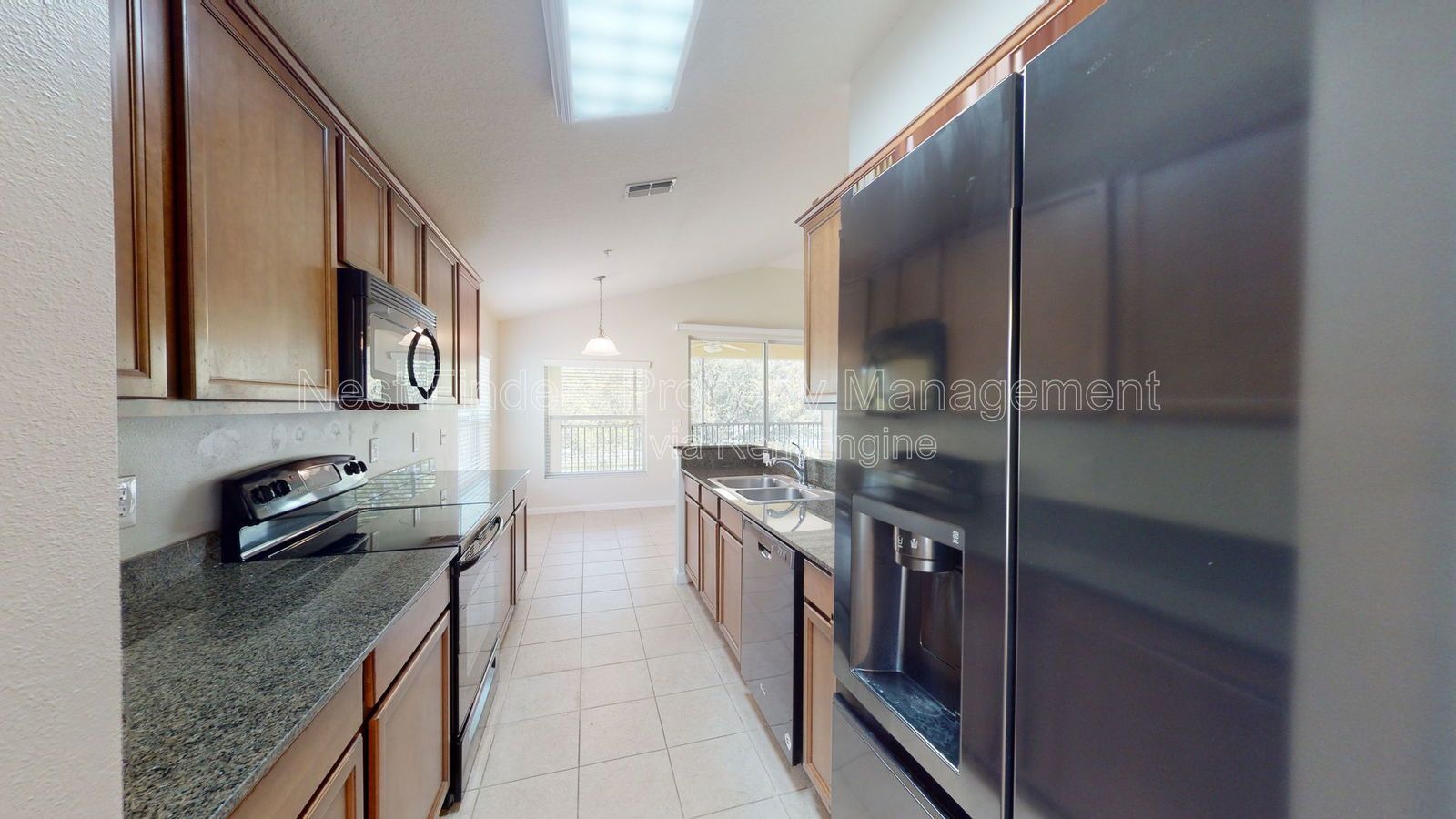 Spacious 2 bedroom plus den, 2 bathroom condo for rent in Twinleaf at Bartram Park! property image
