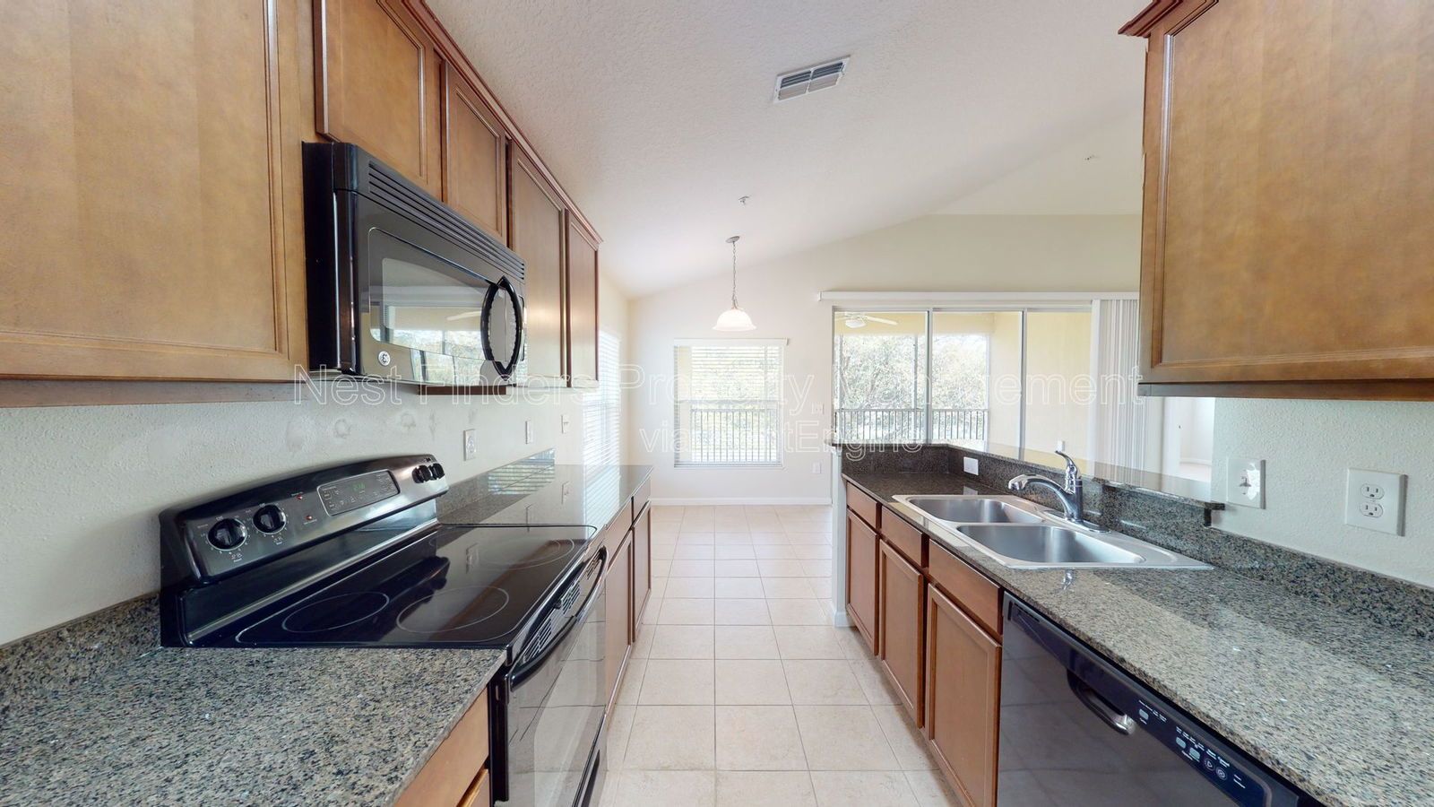 Spacious 2 bedroom plus den, 2 bathroom condo for rent in Twinleaf at Bartram Park! property image