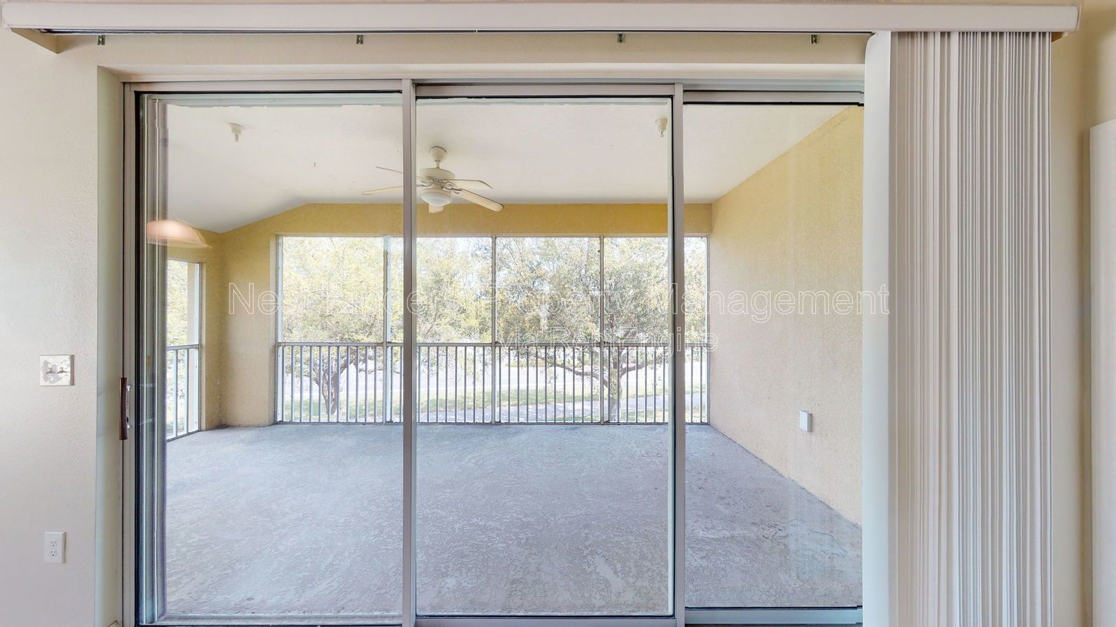 Spacious 2 bedroom plus den, 2 bathroom condo for rent in Twinleaf at Bartram Park! property image