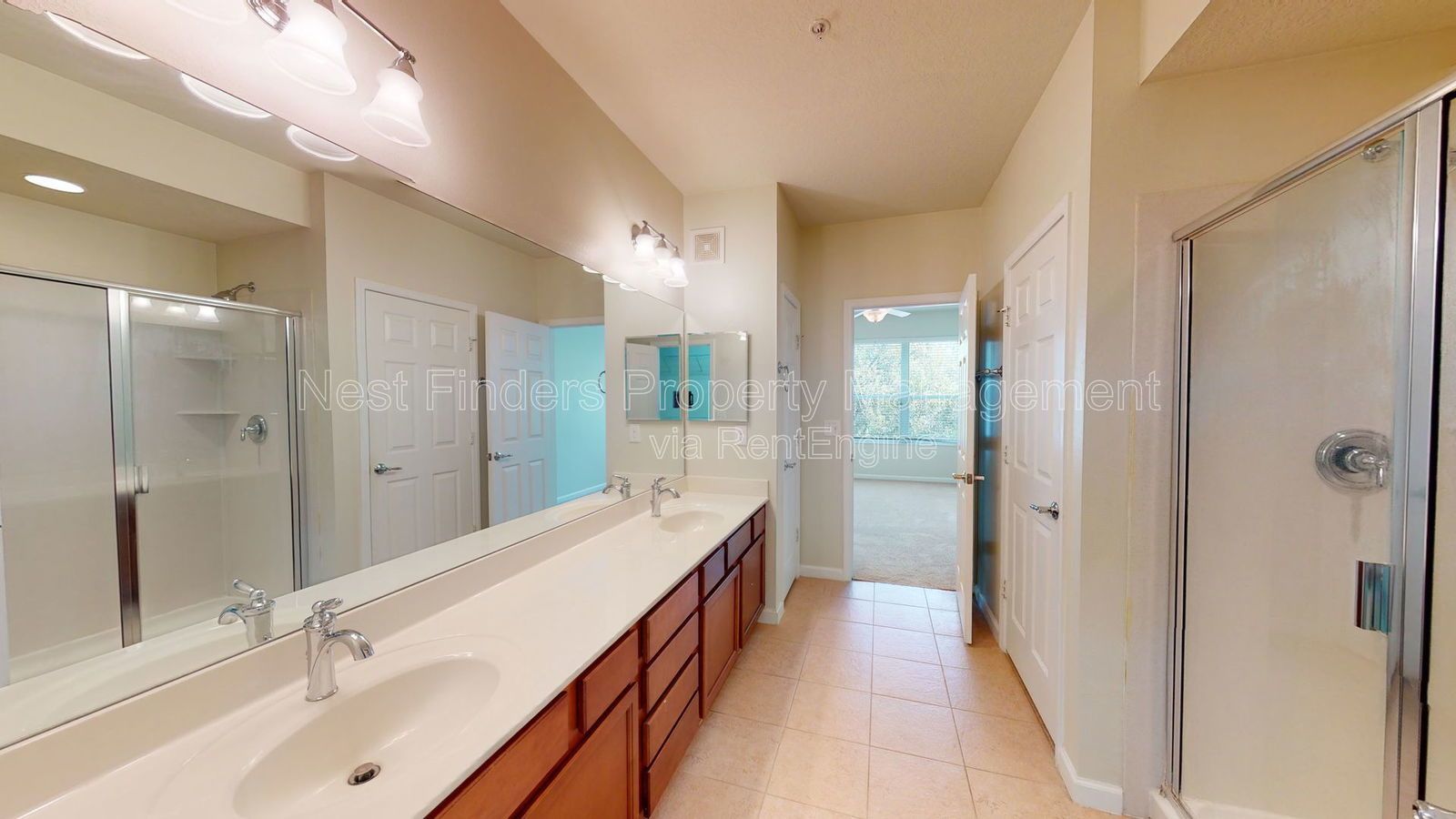Spacious 2 bedroom plus den, 2 bathroom condo for rent in Twinleaf at Bartram Park! property image