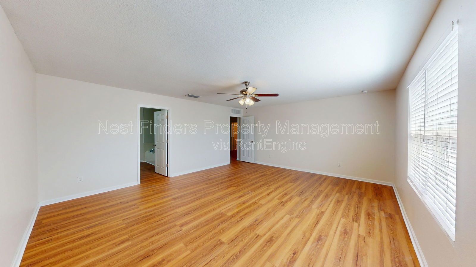 Spacious 4-Bedroom Home in Magnolia Glen! property image