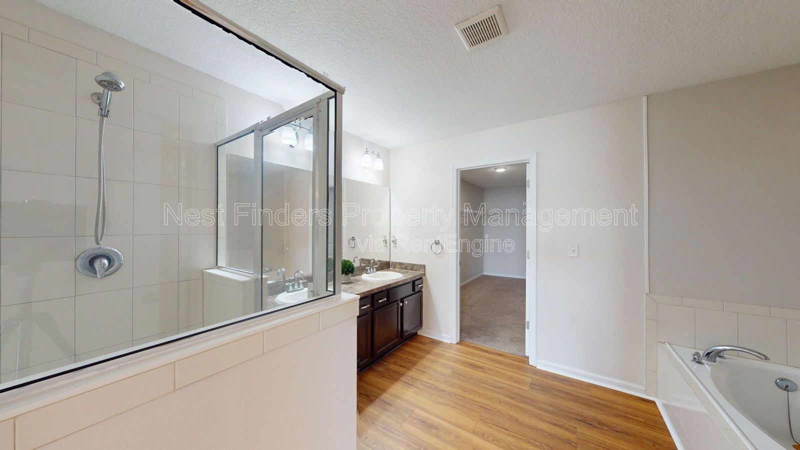 Spacious 4-Bedroom Home in Magnolia Glen! property image