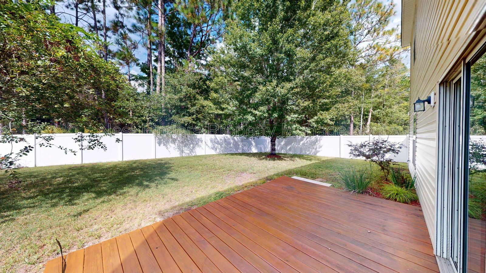 Spacious 4-Bedroom Home in Magnolia Glen! property image