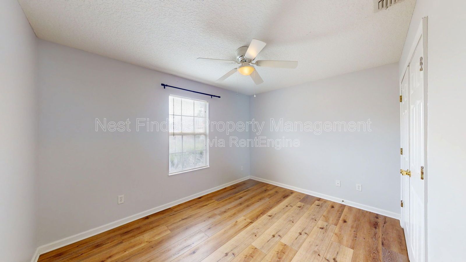 Charming 3-Bedroom Home in Greenfield Lakes! property image