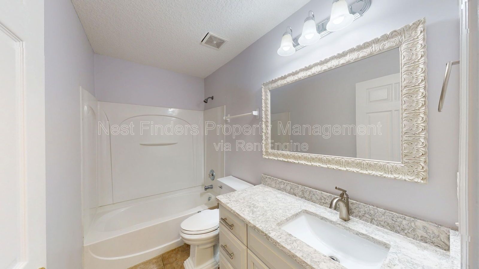 Charming 3-Bedroom Home in Greenfield Lakes! property image