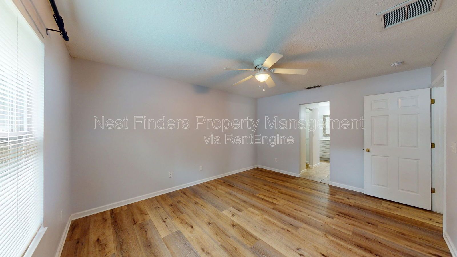 Charming 3-Bedroom Home in Greenfield Lakes! property image