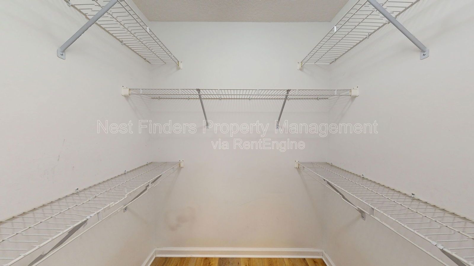 Charming 3-Bedroom Home in Greenfield Lakes! property image