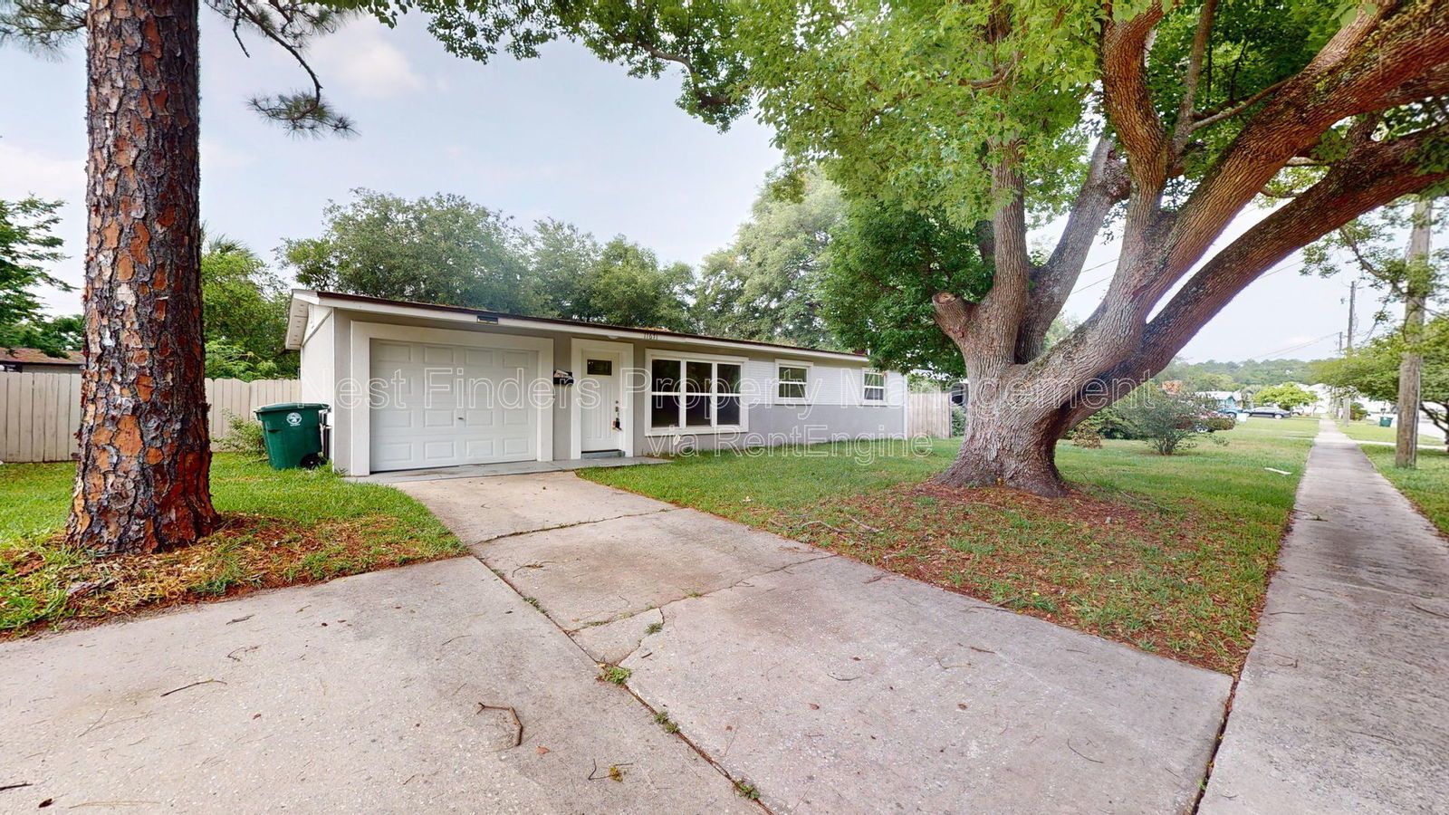 Welcome to this charming 3 bedroom, 2 bathroom home available for rent in the desirable Beachwood area. property image