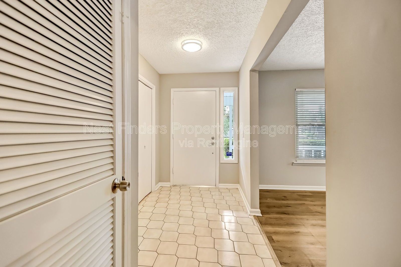 STUNNING POOL HOME for rent in the heart of Mandarin! property image