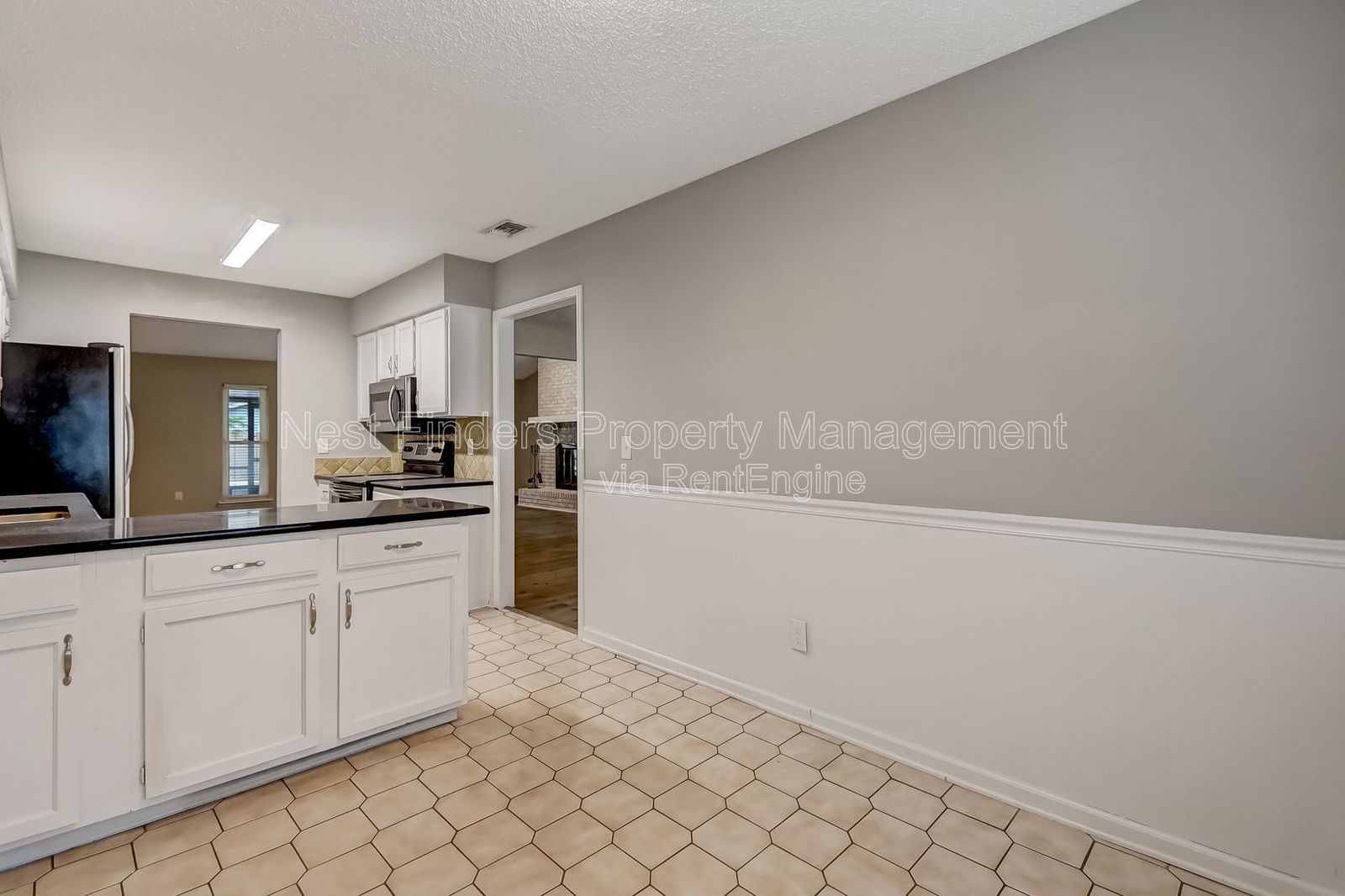 STUNNING POOL HOME for rent in the heart of Mandarin! property image