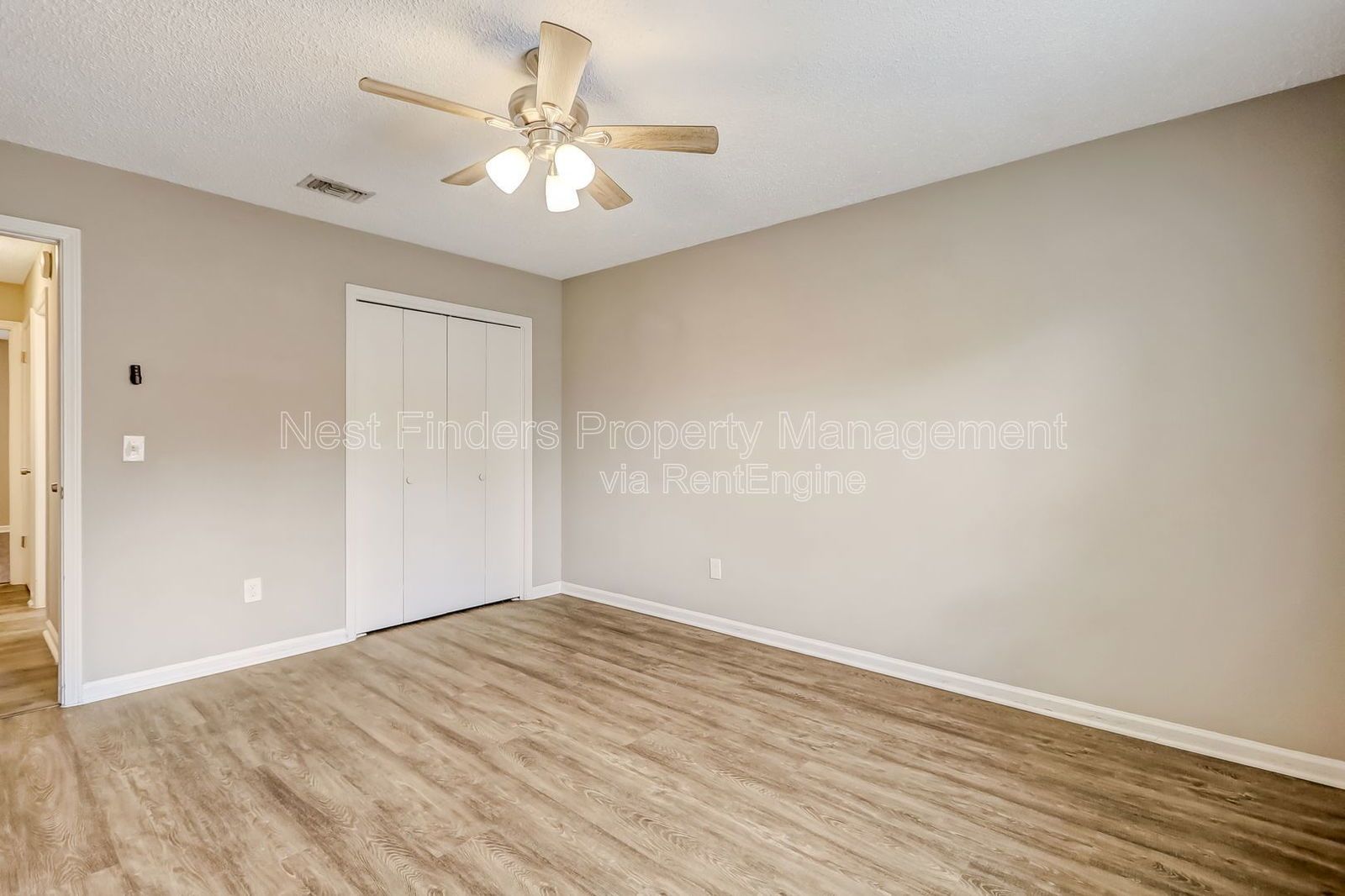 STUNNING POOL HOME for rent in the heart of Mandarin! property image