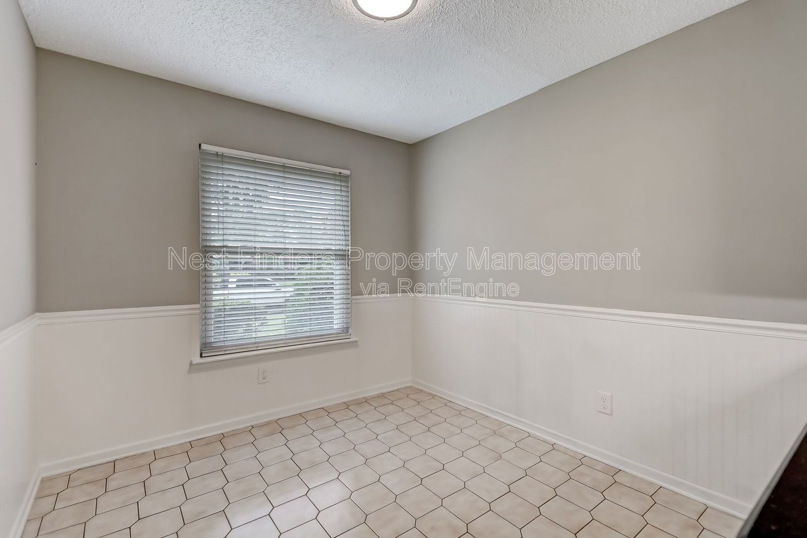 STUNNING POOL HOME for rent in the heart of Mandarin! property image