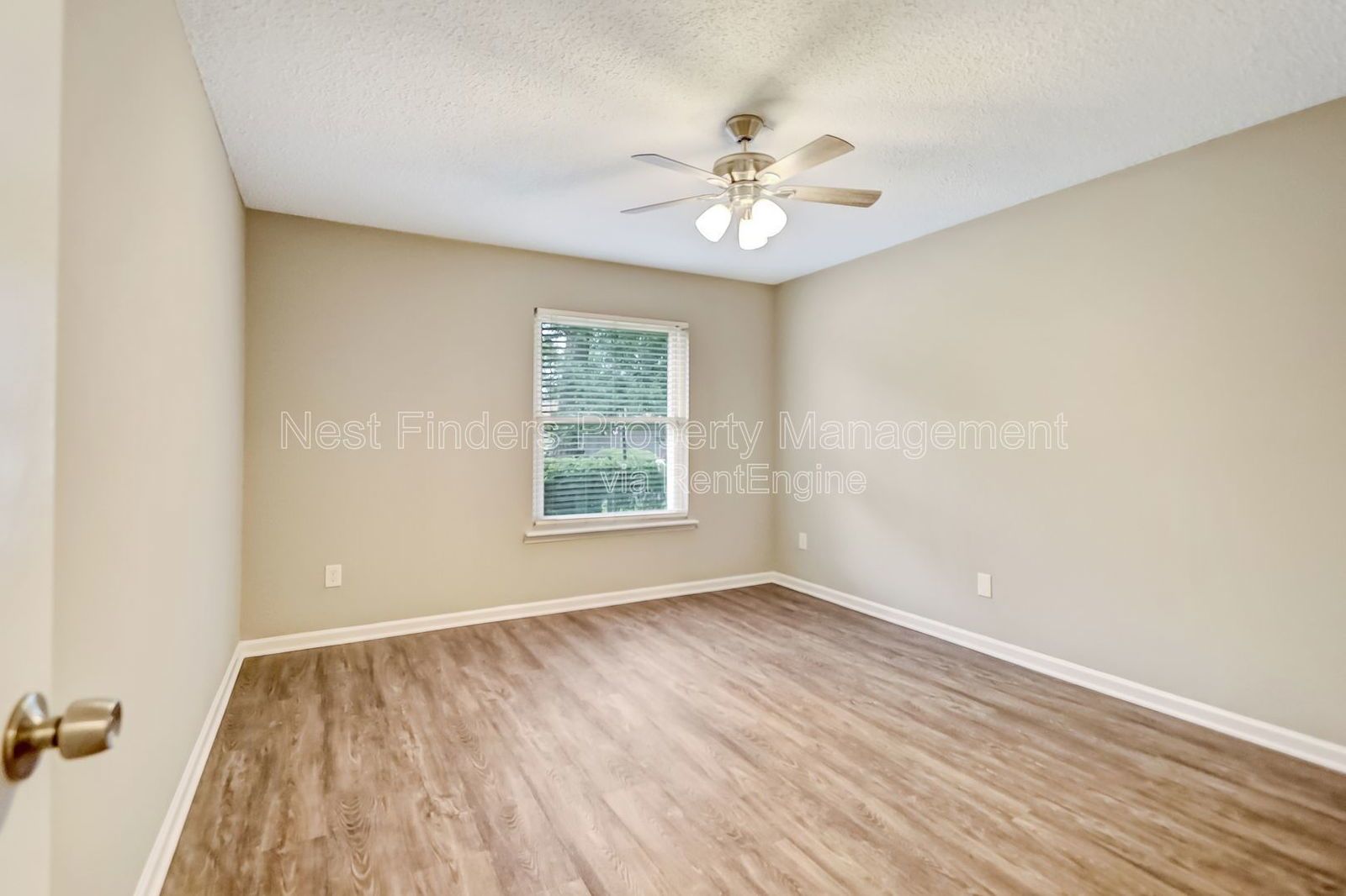 STUNNING POOL HOME for rent in the heart of Mandarin! property image