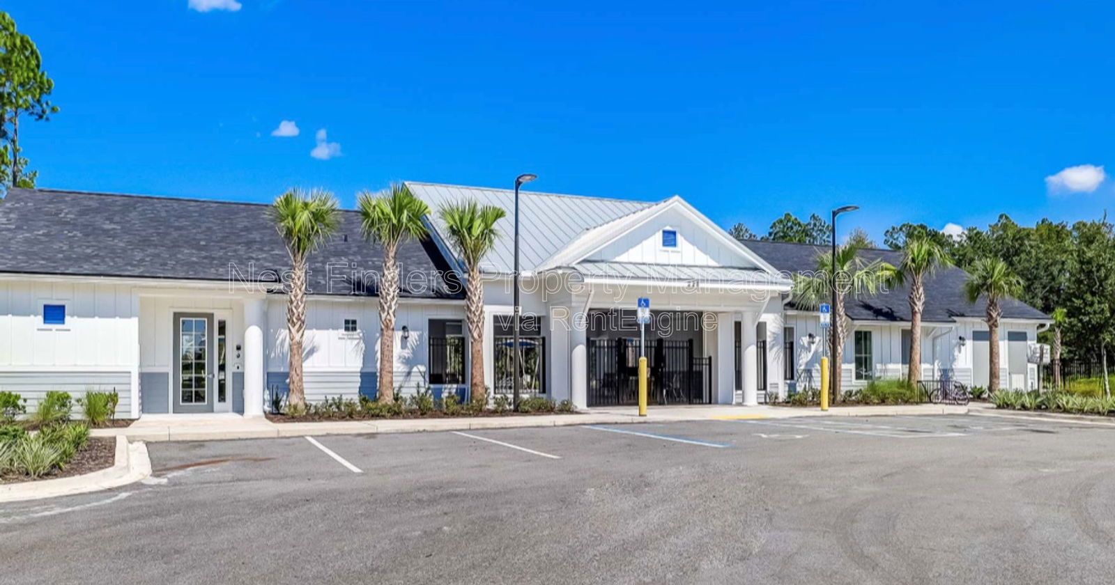 Gorgeous End-Unit Townhome in Waterford Lakes at SilverLeaf! property image