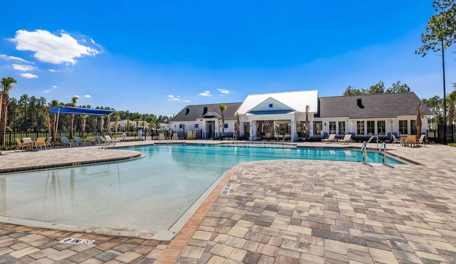 Gorgeous End-Unit Townhome in Waterford Lakes at SilverLeaf! property image