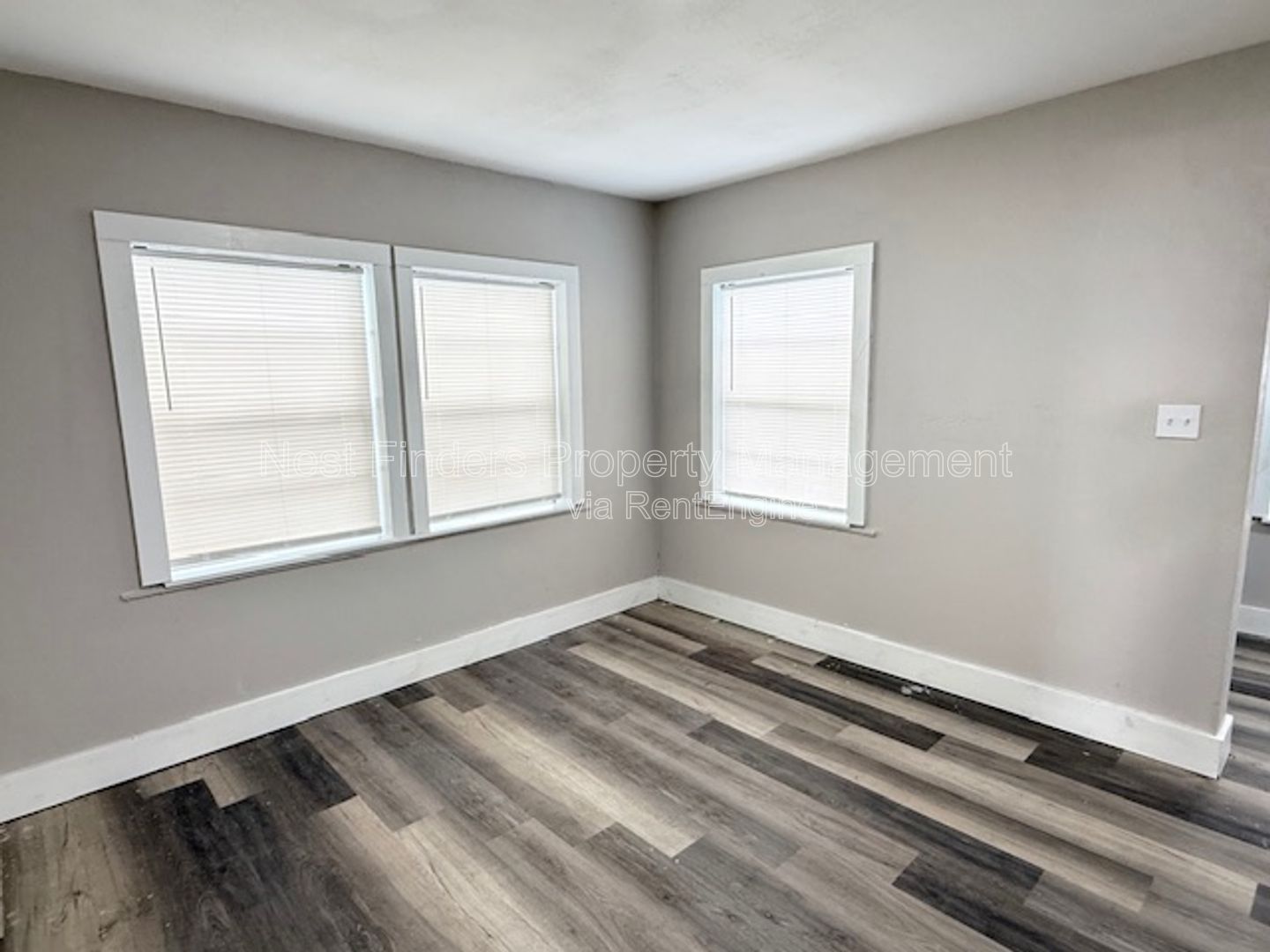 Charming Beachside Bungalow for Rent! property image