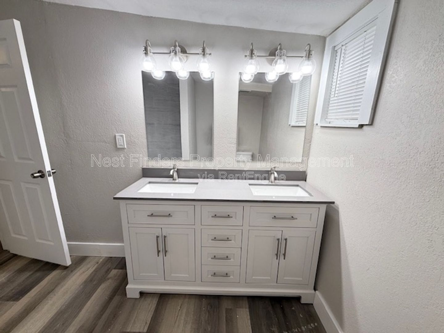 Charming Beachside Bungalow for Rent! property image