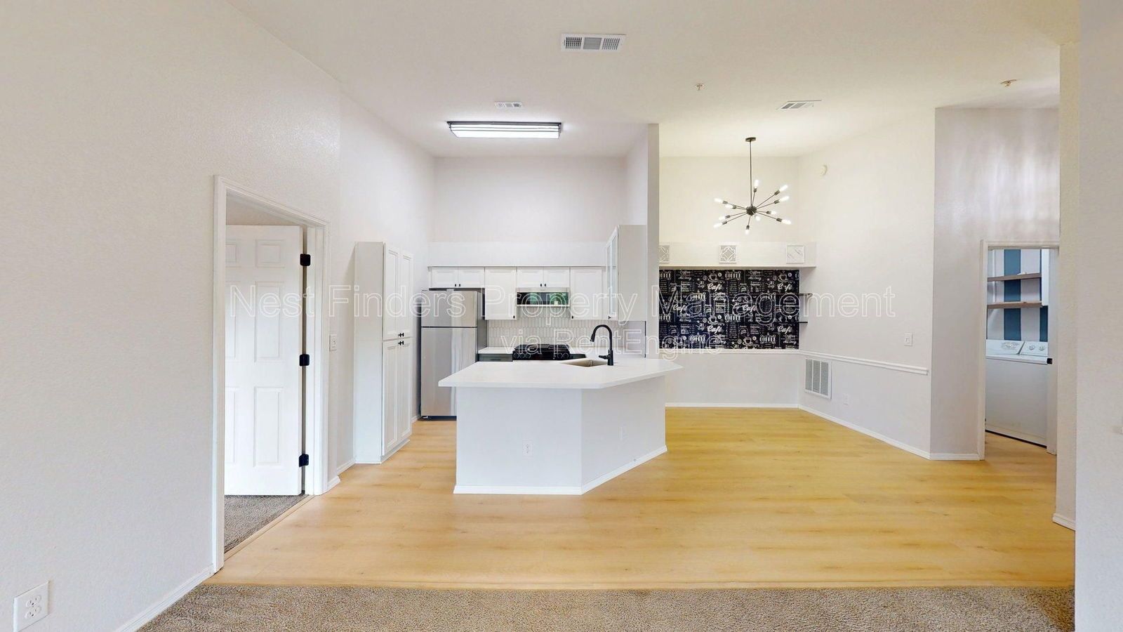 Stunning 2 Bedroom, 2 Bathroom Condo in The Grand Reserve! property image