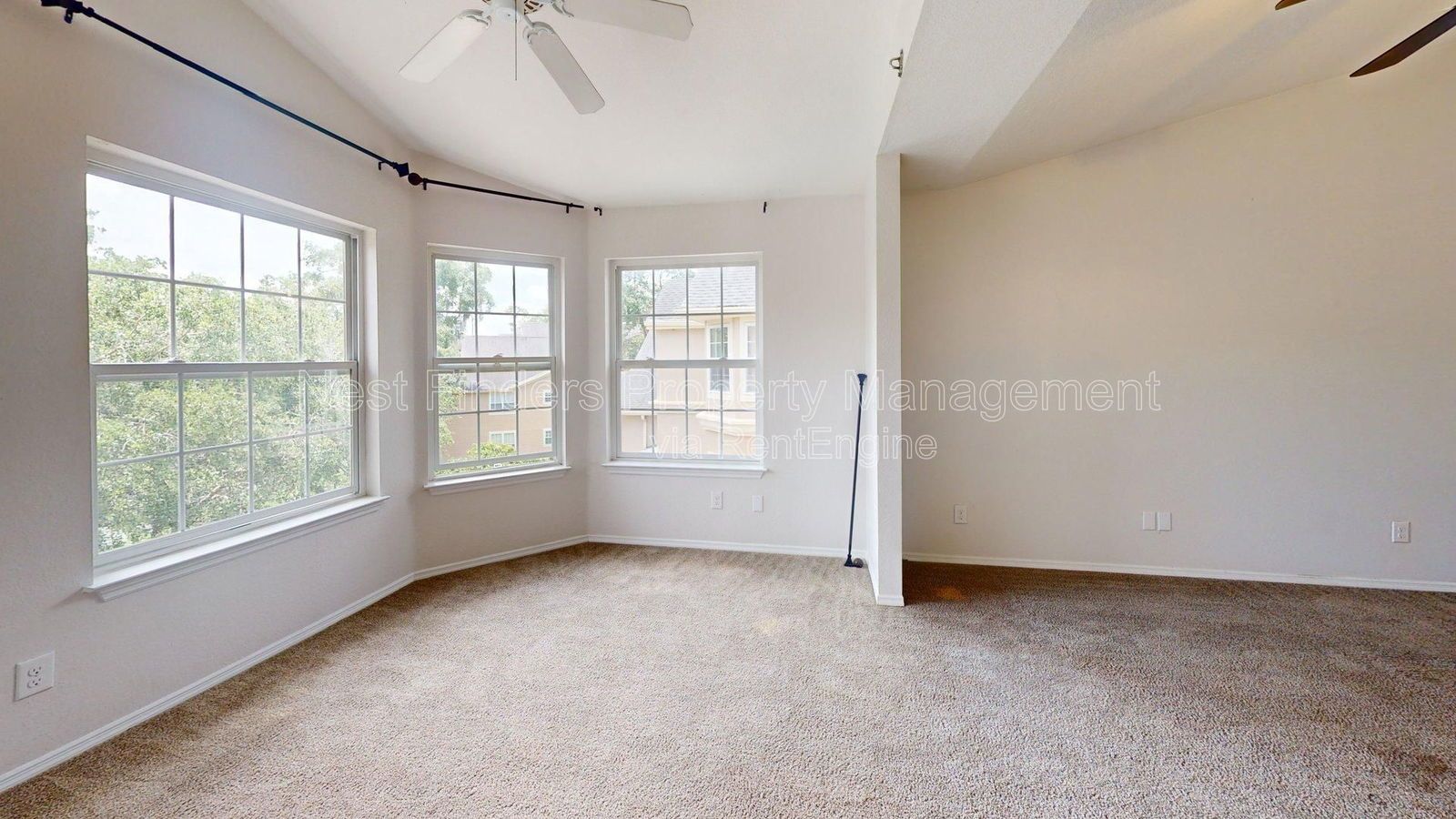 Stunning 2 Bedroom, 2 Bathroom Condo in The Grand Reserve! property image