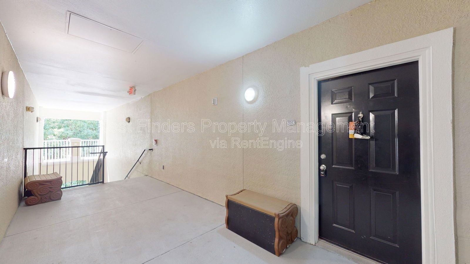 Welcome home to this charming 2-bedroom, 2-bath condo in the sought-after Gardens of Bridgehampton community property image