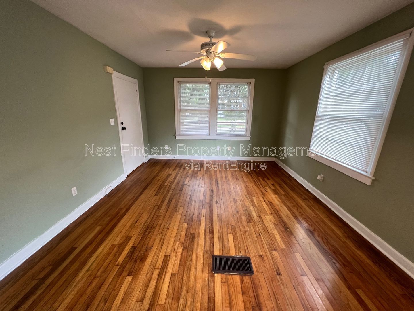 Nice 1 bedroom, 1 bathroom duplex in the heart of Riverside! property image