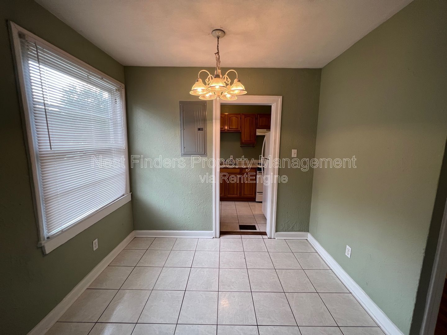 Nice 1 bedroom, 1 bathroom duplex in the heart of Riverside! property image