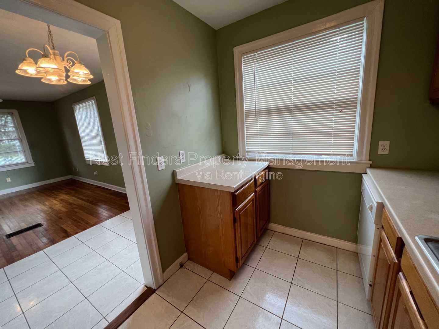 Nice 1 bedroom, 1 bathroom duplex in the heart of Riverside! property image