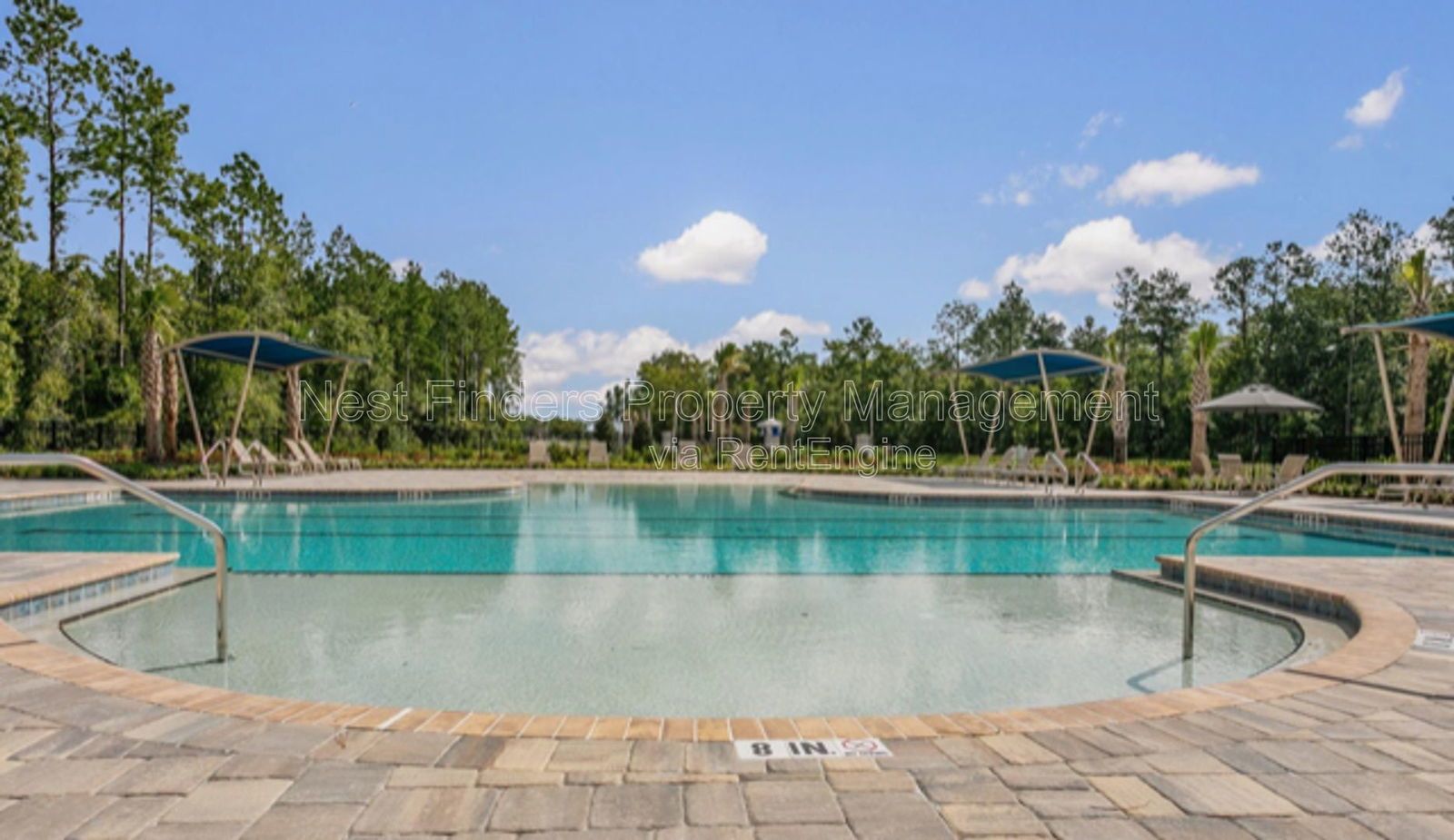 Spacious End-Unit Townhome in Waterford Lakes! property image