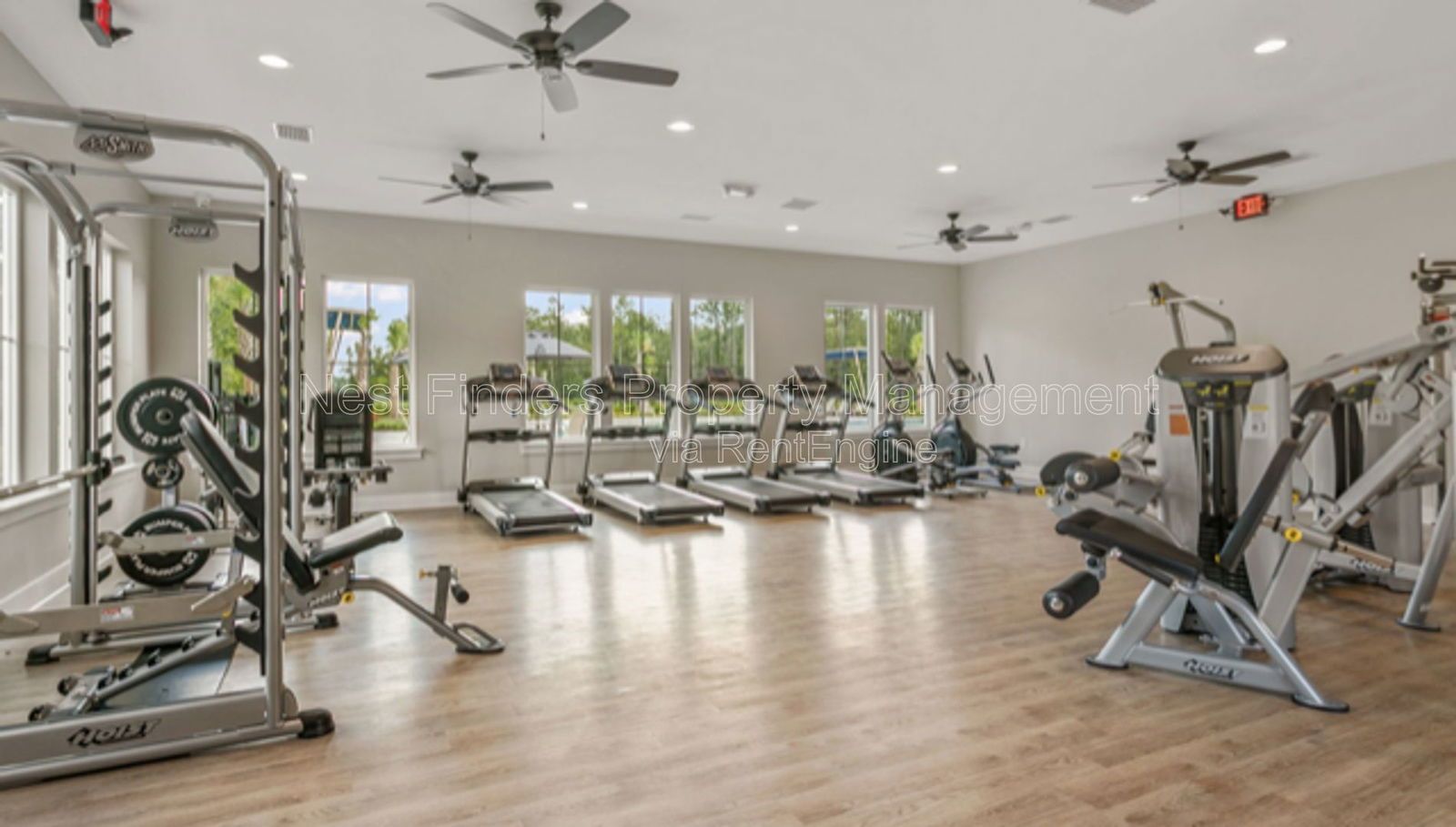 Spacious End-Unit Townhome in Waterford Lakes! property image