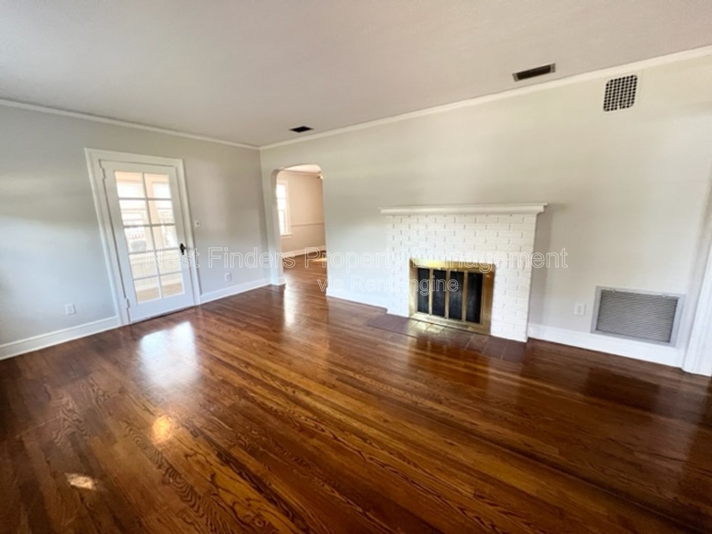 Charming 2-bedroom, 1-bathroom brick home for rent in the desirable Spring Park area. property image