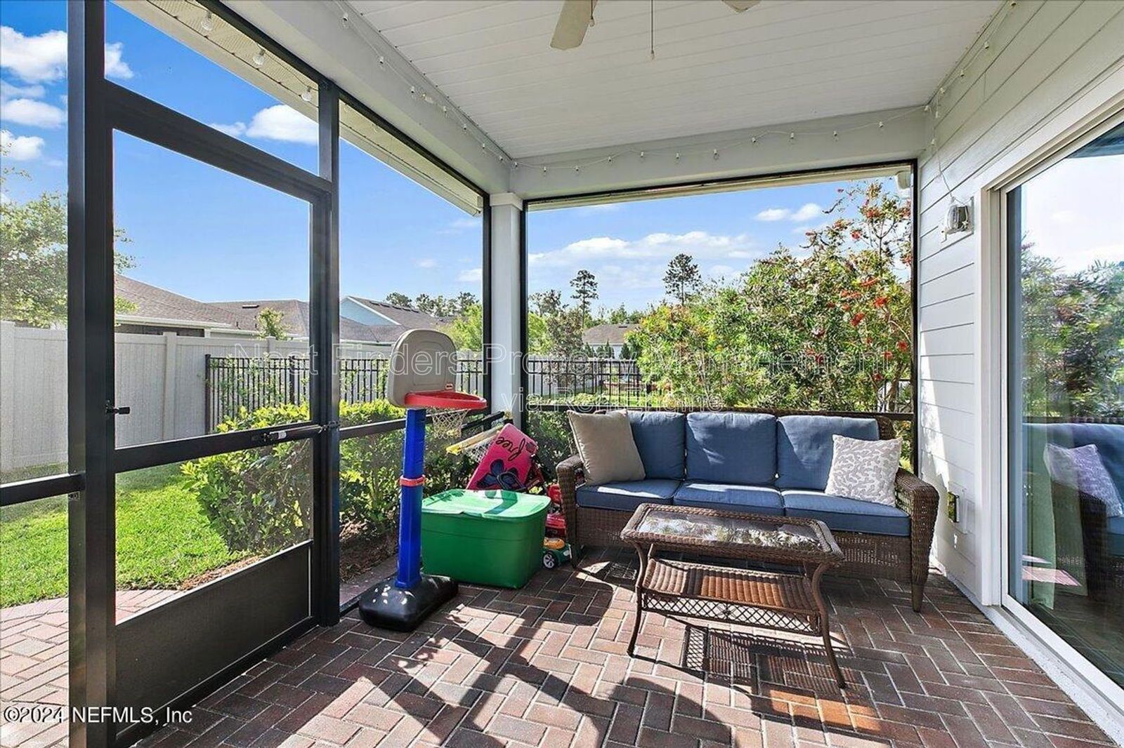 Beautiful 3 bedroom, 2 bathroom home available for rent in the thoughtfully designed community of Shearwater property image