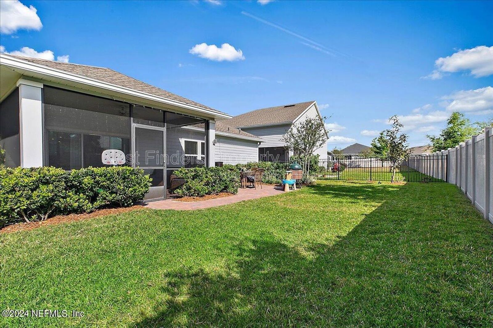 Beautiful 3 bedroom, 2 bathroom home available for rent in the thoughtfully designed community of Shearwater property image