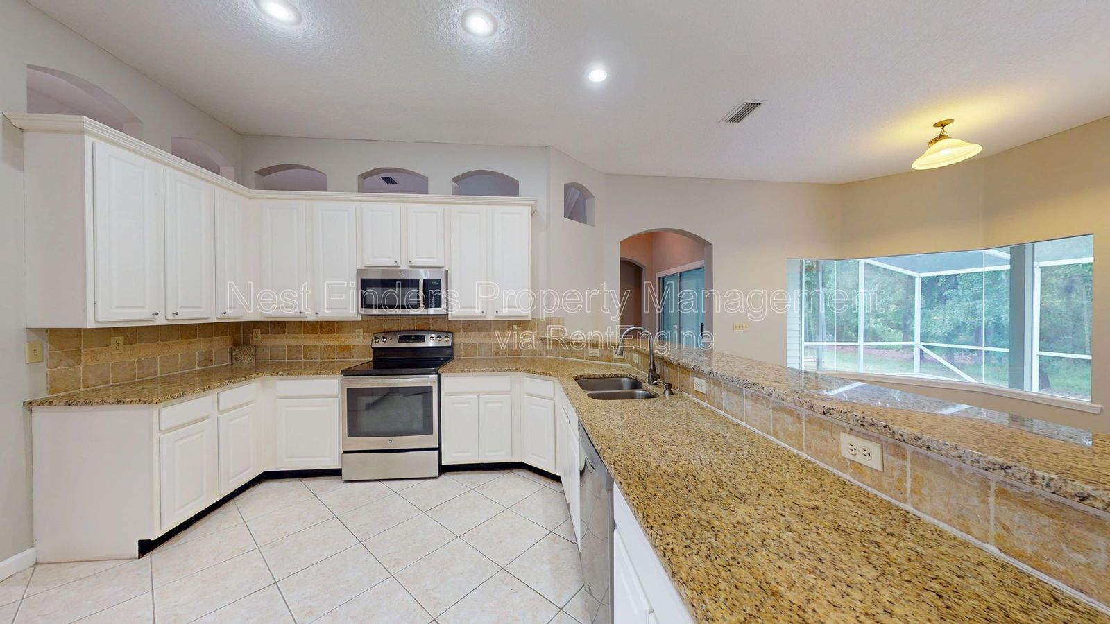 Stunning 5-bedroom, 4-bathroom home for rent in the heart of Mandarin’s Waterford Estates! property image