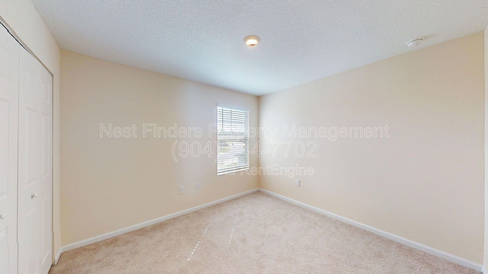 Spacious End-Unit Townhome in Waterford Lakes! property image