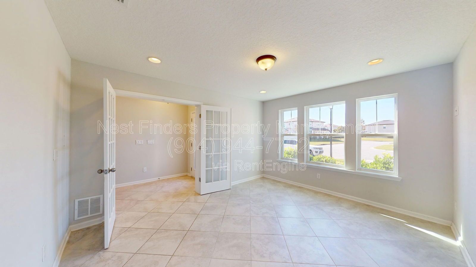 Stunning 4 Bedroom Home in Bartram Park Preserve! property image